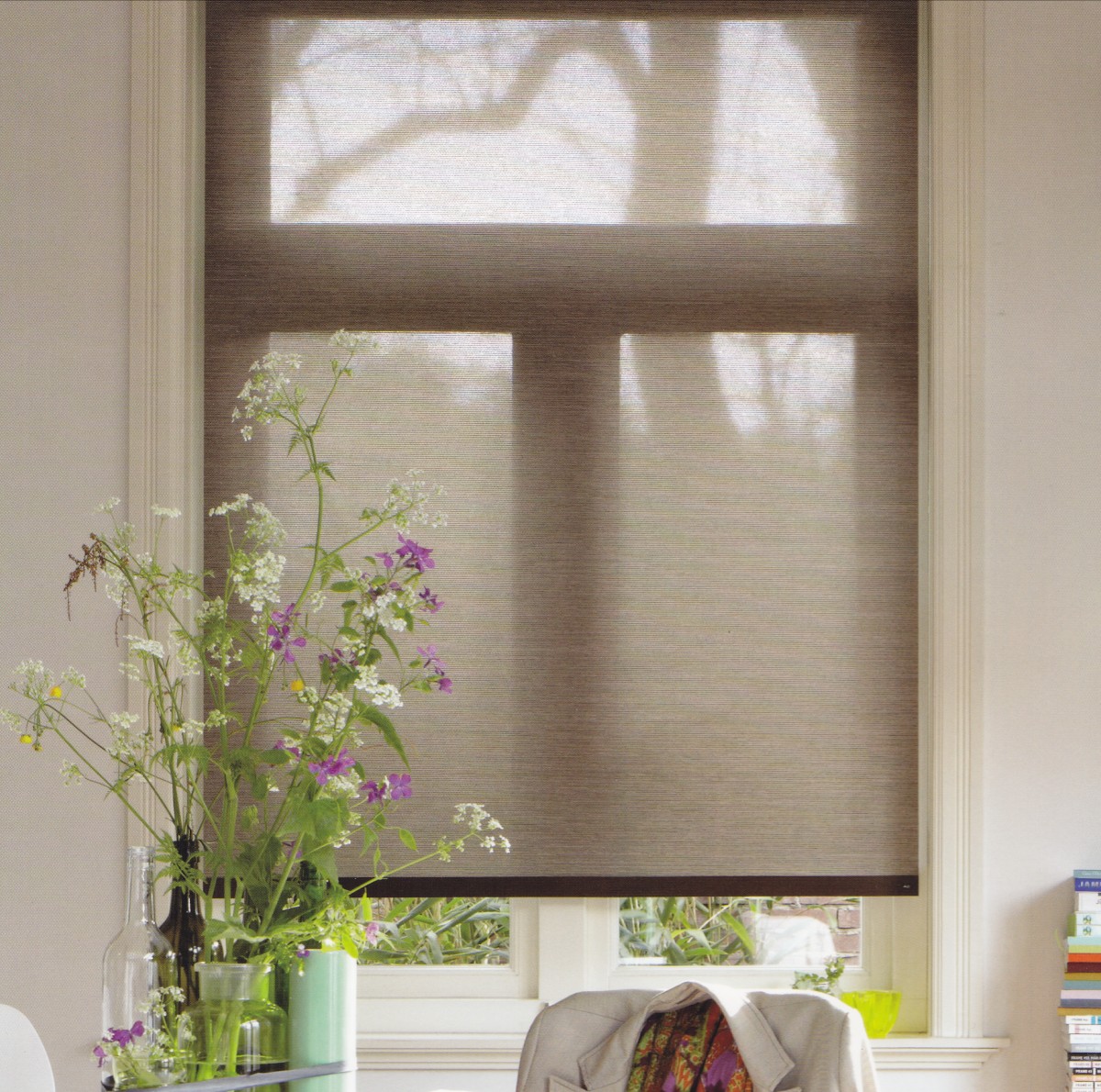Deco 1 - Luxaflex Sheer Natural Roller Blind Deco 1 - Luxaflex Sheer Natural Roller Blind